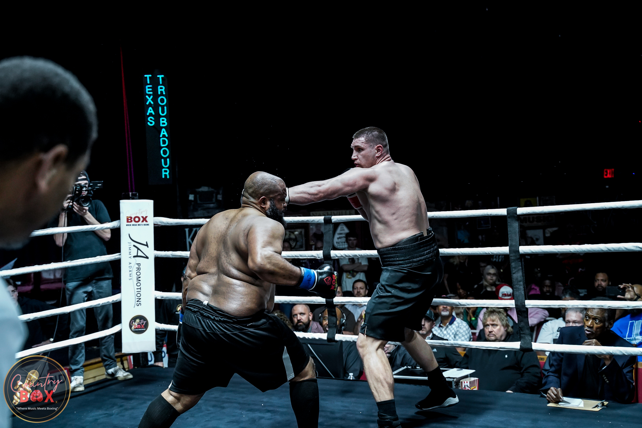 CountryBox15fight-302