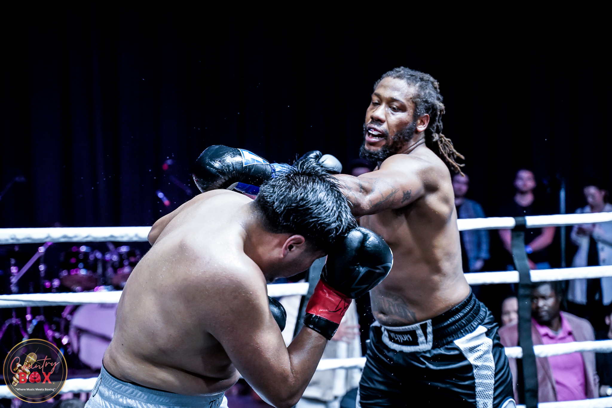 CountryBox15fight-490